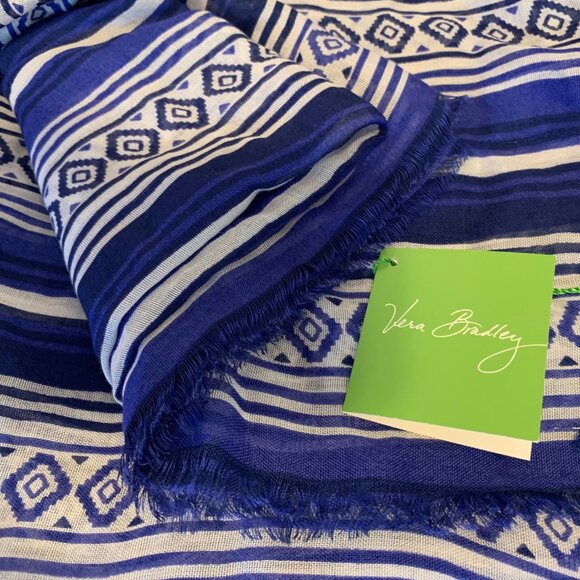 NWT Vera Bradley Soft Fringe Scarf in blue and white - Picture 1 of 6